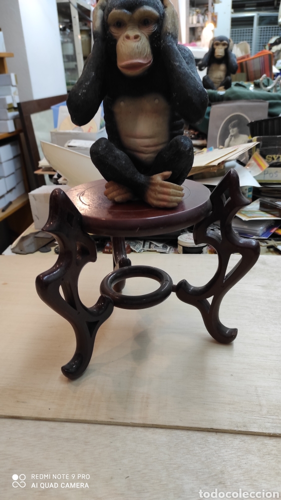 Otros objetos de arte: Base para realce de figuras, jarrones,etc. Madera. - Foto 1