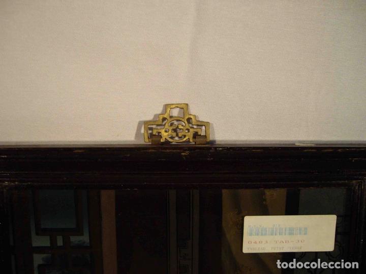 Otros objetos de arte: CUADRO CRISTAL DOS DAMAS JAPONESAS - Foto 2