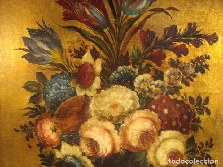 Otros objetos de arte: OLEO BODEGON JARRON CON FLORES TABLA - Foto 3