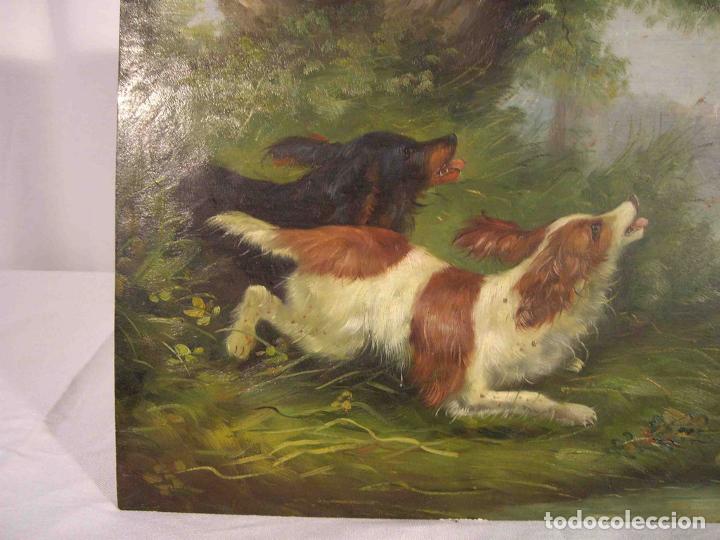Otros objetos de arte: OLEO SOBRE TABLA PERROS CAZANDO PATOS - Foto 2