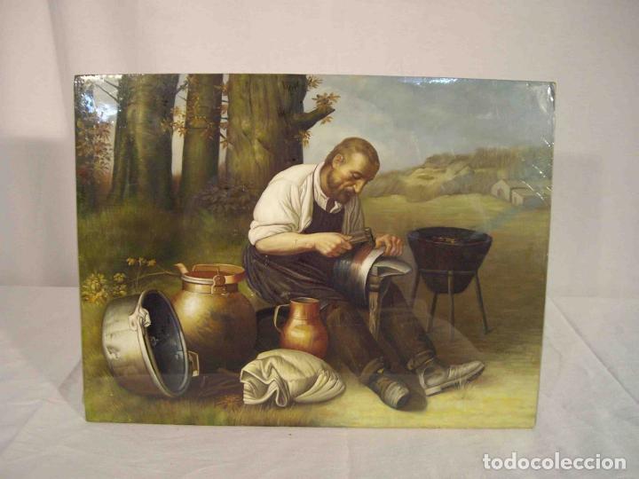 Otros objetos de arte: OLEO SOBRE TABLA FABRICANDO MENAJE - Foto 1