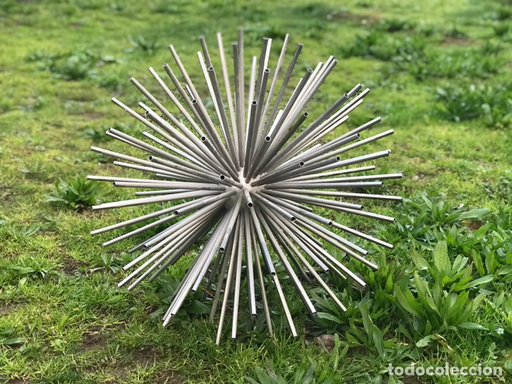 Otros objetos de arte: Escultura Sputnik - Foto 1