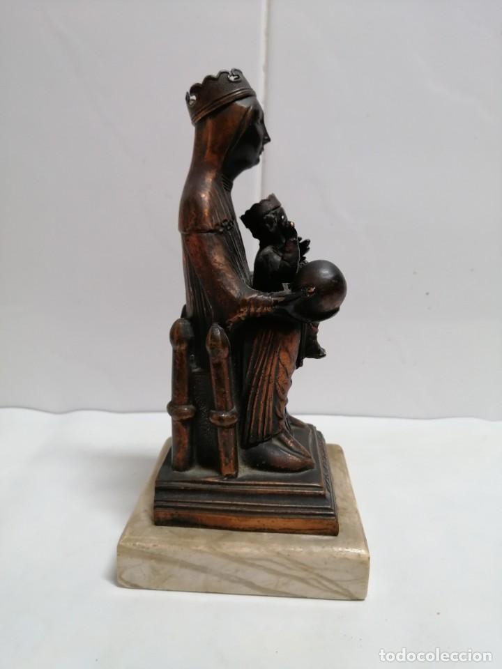 Otros objetos de arte: VIRGEN DE MONTSERRAT CON PEANA - Foto 2