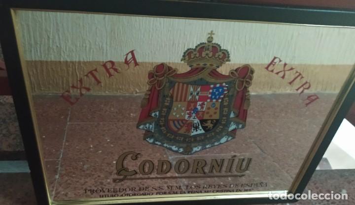 Otros objetos de arte: CUADRO ESPEJO ORIGINAL CAVA CODORNIU EXTRA 59 X 43 CM - Foto 1