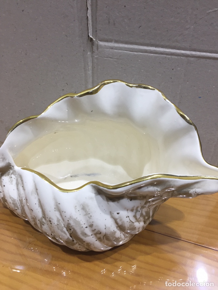 Otros objetos de arte: Caracola de cer&aacute;mica - Foto 2