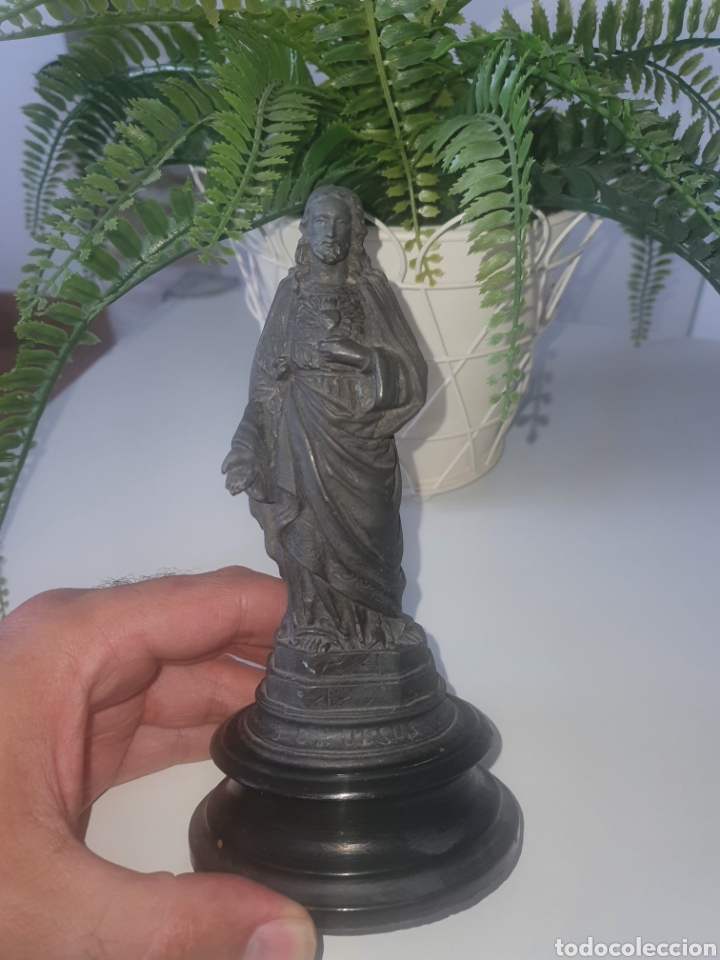 Otros objetos de arte: Escultura de cristo coraz&oacute;n de Jes&uacute;s - Foto 1