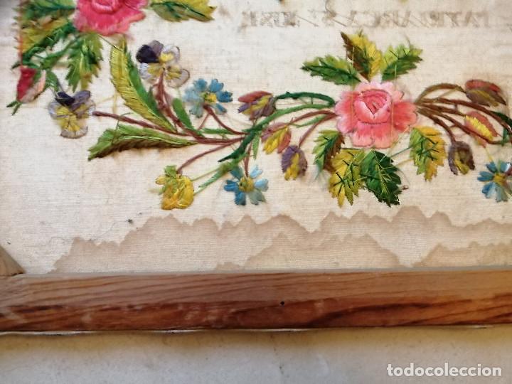 Otros objetos de arte: CUADRO MUY ANTIGUO BORDADO, 1850 - Foto 8