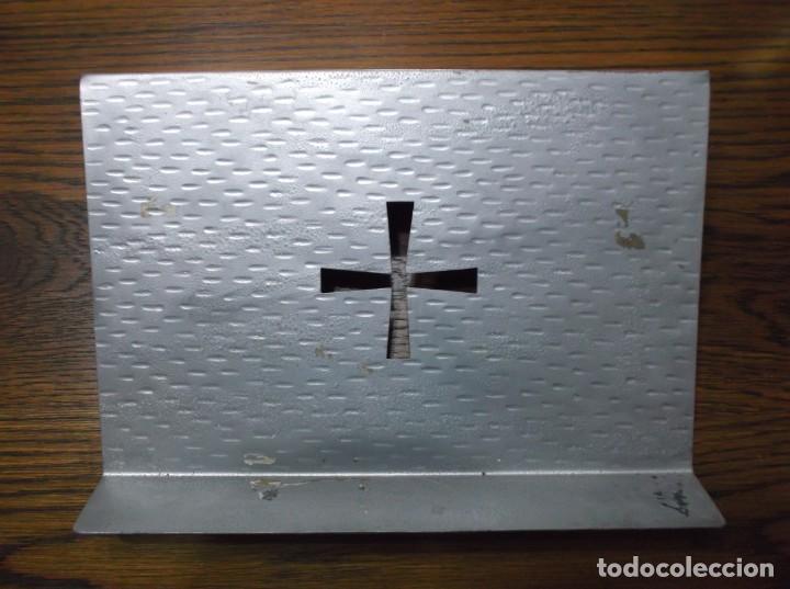 Otros objetos de arte: ATRIL RELIGIOSO. - Foto 1