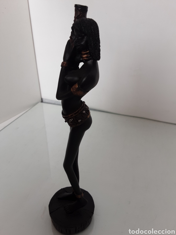 Otros objetos de arte: Figura mujer africana - Foto 1