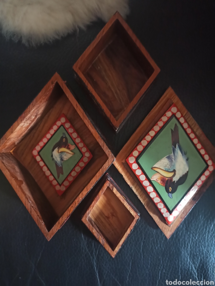 Otros objetos de arte: preciosas cajas de madera (3)pintadas a mano apilables. - Foto 2