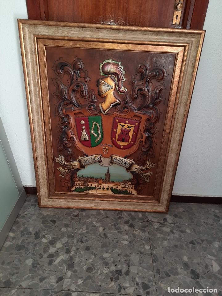 Otros objetos de arte: CUADRO HERALDICO BODA - Foto 1