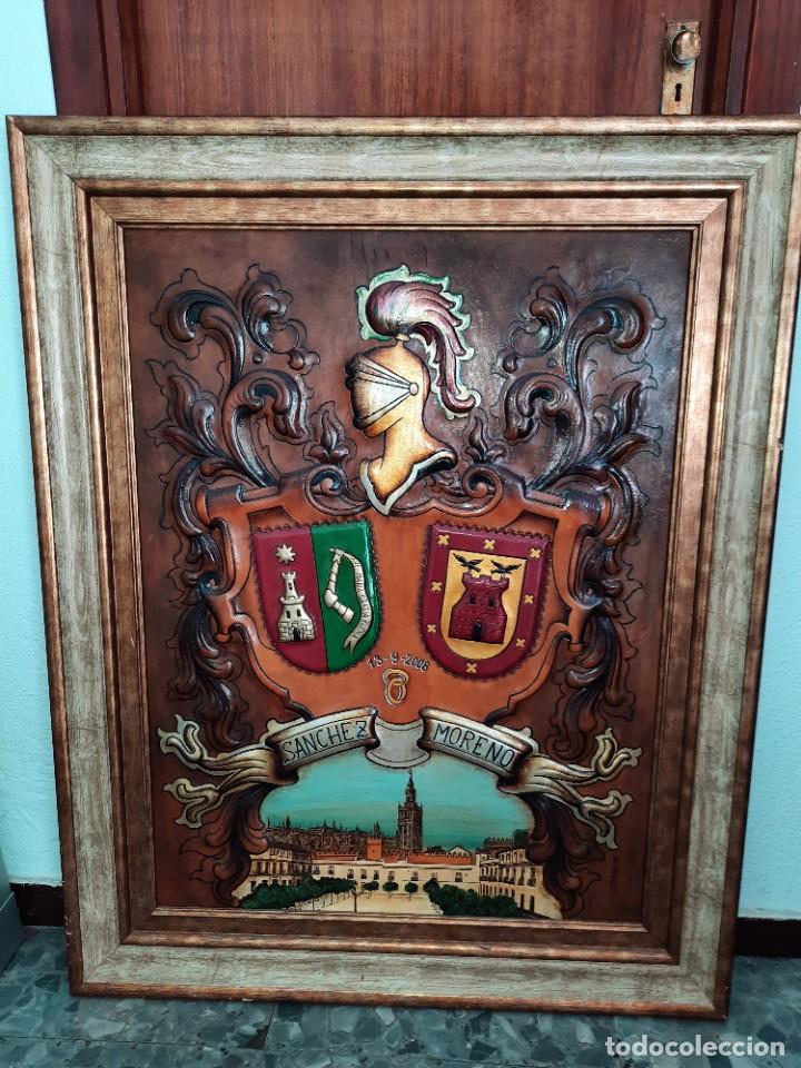 Otros objetos de arte: CUADRO HERALDICO BODA - Foto 3