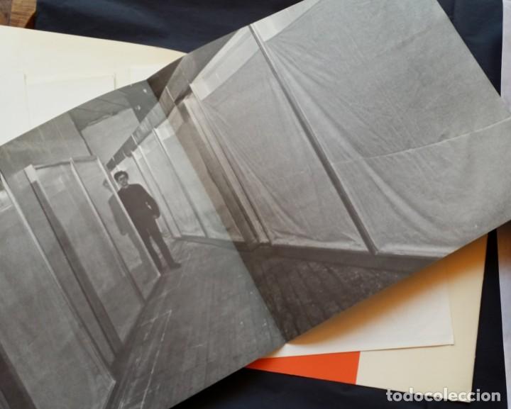 Otros objetos de arte: Christo y Jeanne Claude: PORTFOLIO Store Front, 1966. - Foto 1