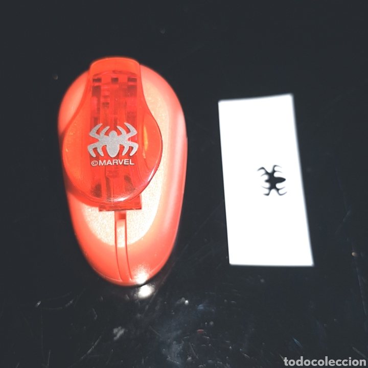 Otros objetos de arte: (TYS) PERFORADORA TROQUELADORA - SPIDERMAN - MARVEL - Foto 1