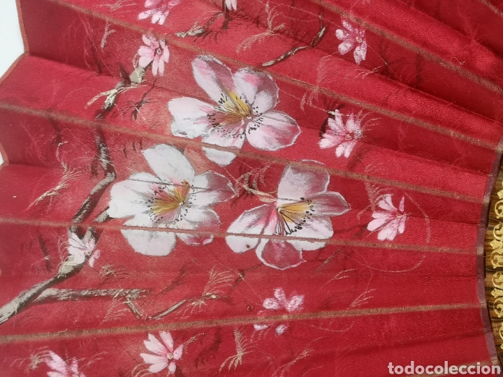 Otros objetos de arte: Antiguo abanico de seda pintado a mano - Foto 3