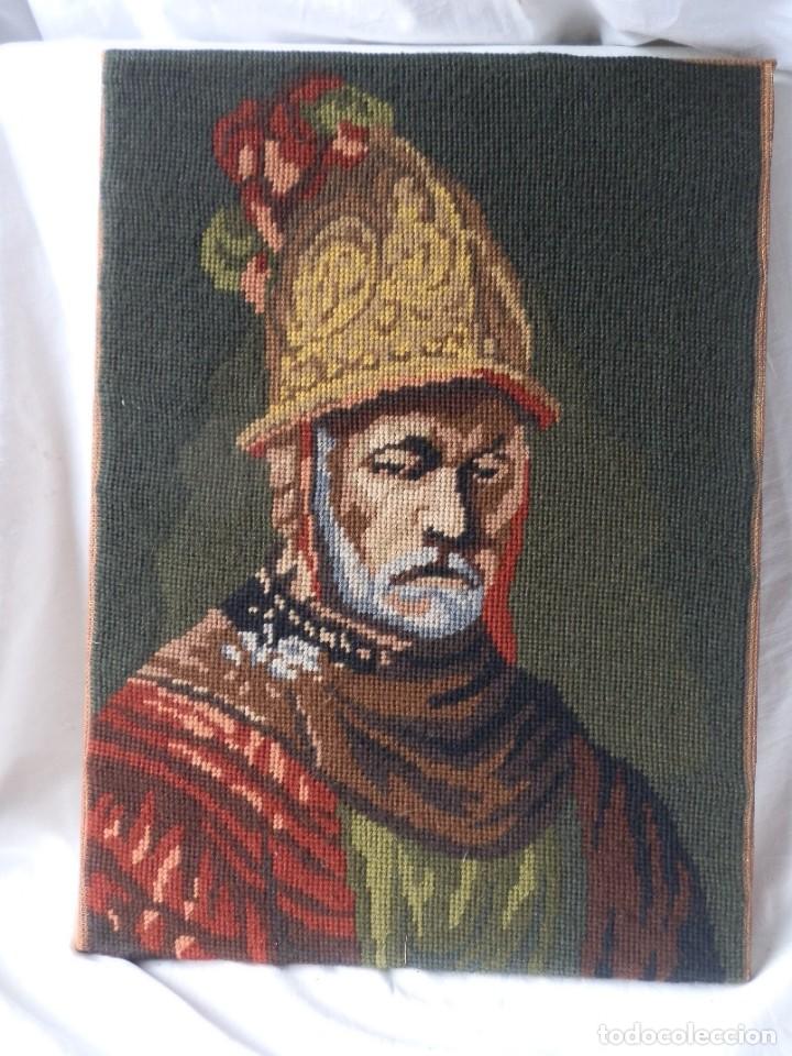 Otros objetos de arte: TAPIZ SOBRE MARCO. MIDE 41 X 30 cm - Foto 1