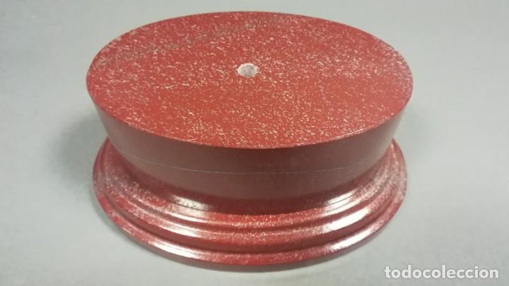 Otros objetos de arte: BASE MARMOL ROJO LAGUNA FORMA OVALADA - Foto 1