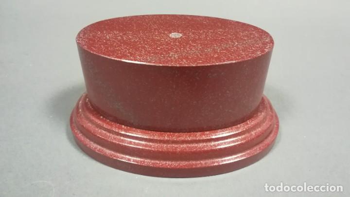 Otros objetos de arte: BASE MARMOL ROJO LAGUNA FORMA OVALADA - Foto 2