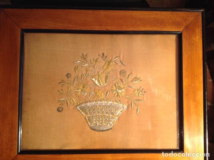 Otros objetos de arte: Cuadro Bordado Con Hilo De Oro Antiguo 1890 - Foto 2