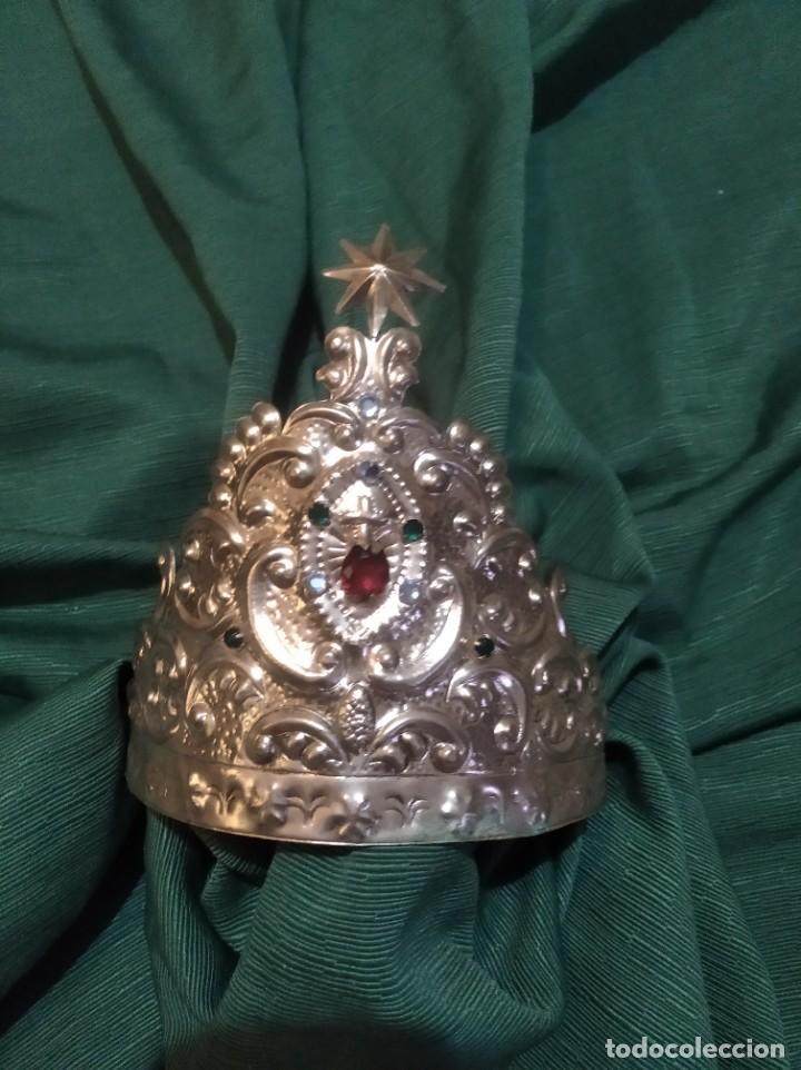 Otros objetos de arte: corona para arcangel de orfebrer&iacute;a - Foto 1