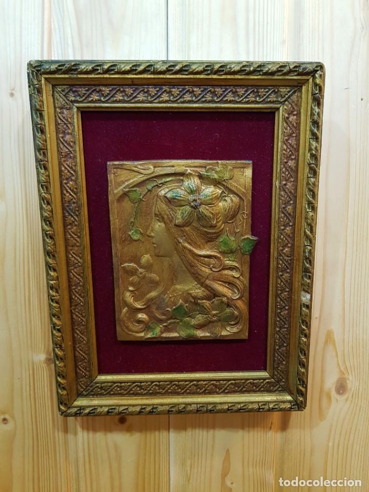 Otros objetos de arte: -CUADRO ANTIGUO DE PLOMO - Foto 1