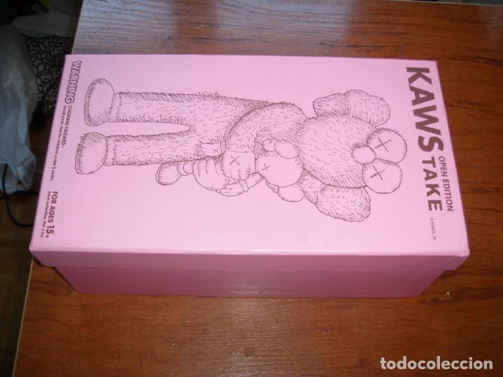 Otros objetos de arte: MU&Ntilde;ECO ARTISTA KAWS OPEN EDITION TAKE - Foto 3