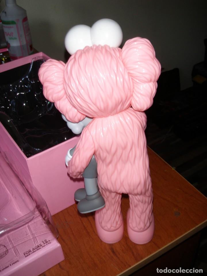 Otros objetos de arte: MU&Ntilde;ECO ARTISTA KAWS OPEN EDITION TAKE - Foto 8