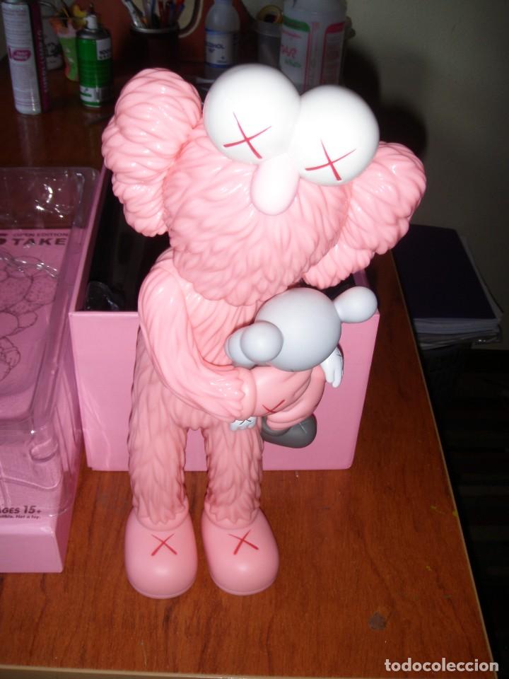 Otros objetos de arte: MU&Ntilde;ECO ARTISTA KAWS OPEN EDITION TAKE - Foto 12