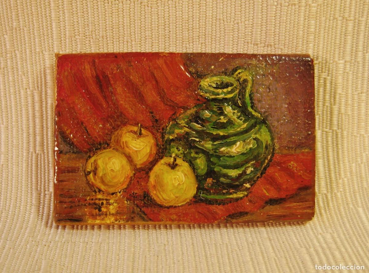Otros objetos de arte: CUADRO AL &Oacute;LEO CON IM&Aacute;N. PINTADO A MANO. BODEG&Oacute;N. 5 CM X 3,5 CM - Foto 1