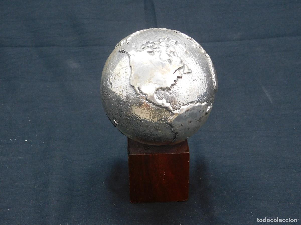 Otros objetos de arte: Bola del Mundo metalica - Foto 2