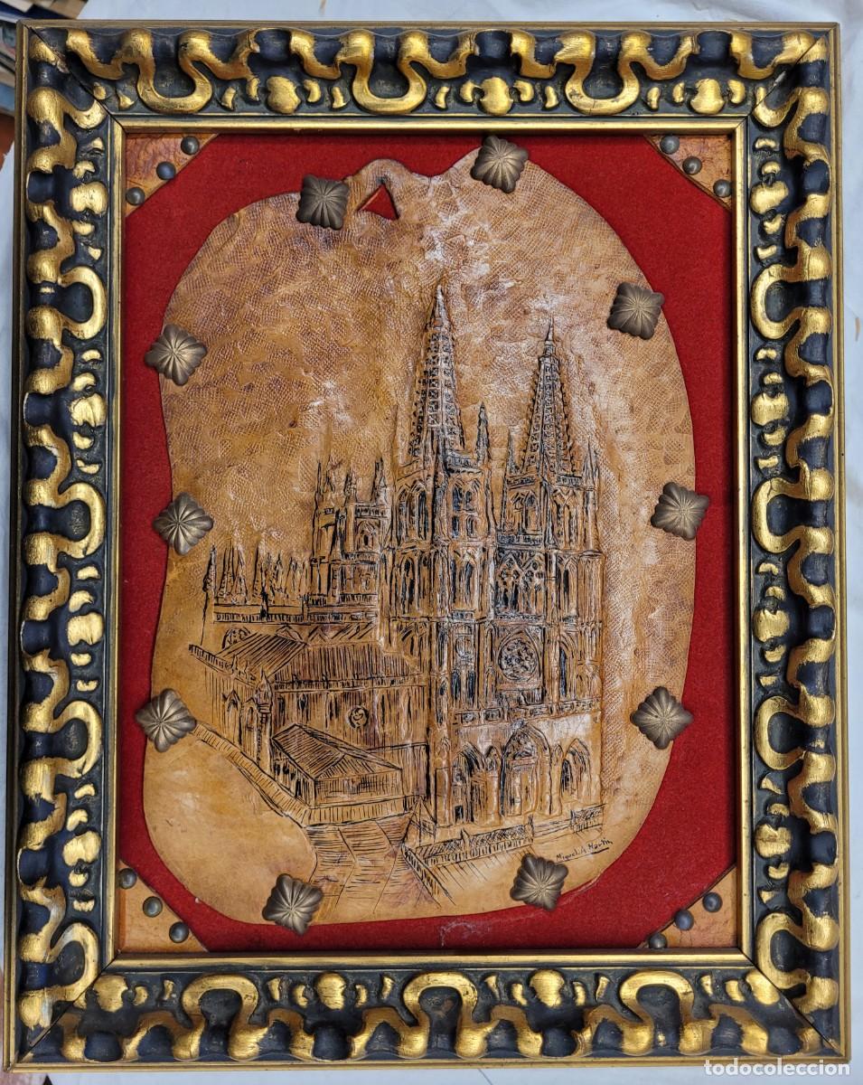 Otros objetos de arte: CUADRO CATEDRAL DE BURGOS EN CUERO REPUJADO - Foto 1