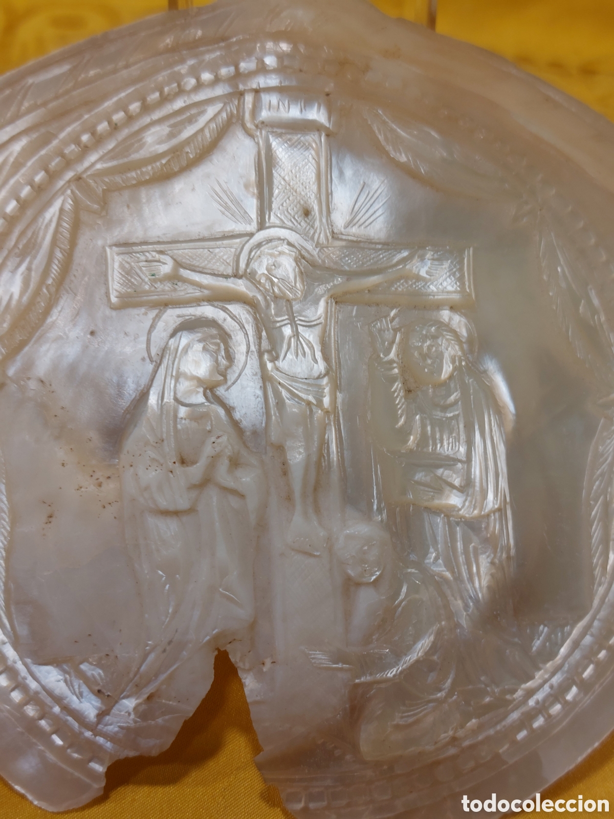 Otros objetos de arte: CALVARIO, CONCHA DE MADREPERLA TALLADA. - Foto 2