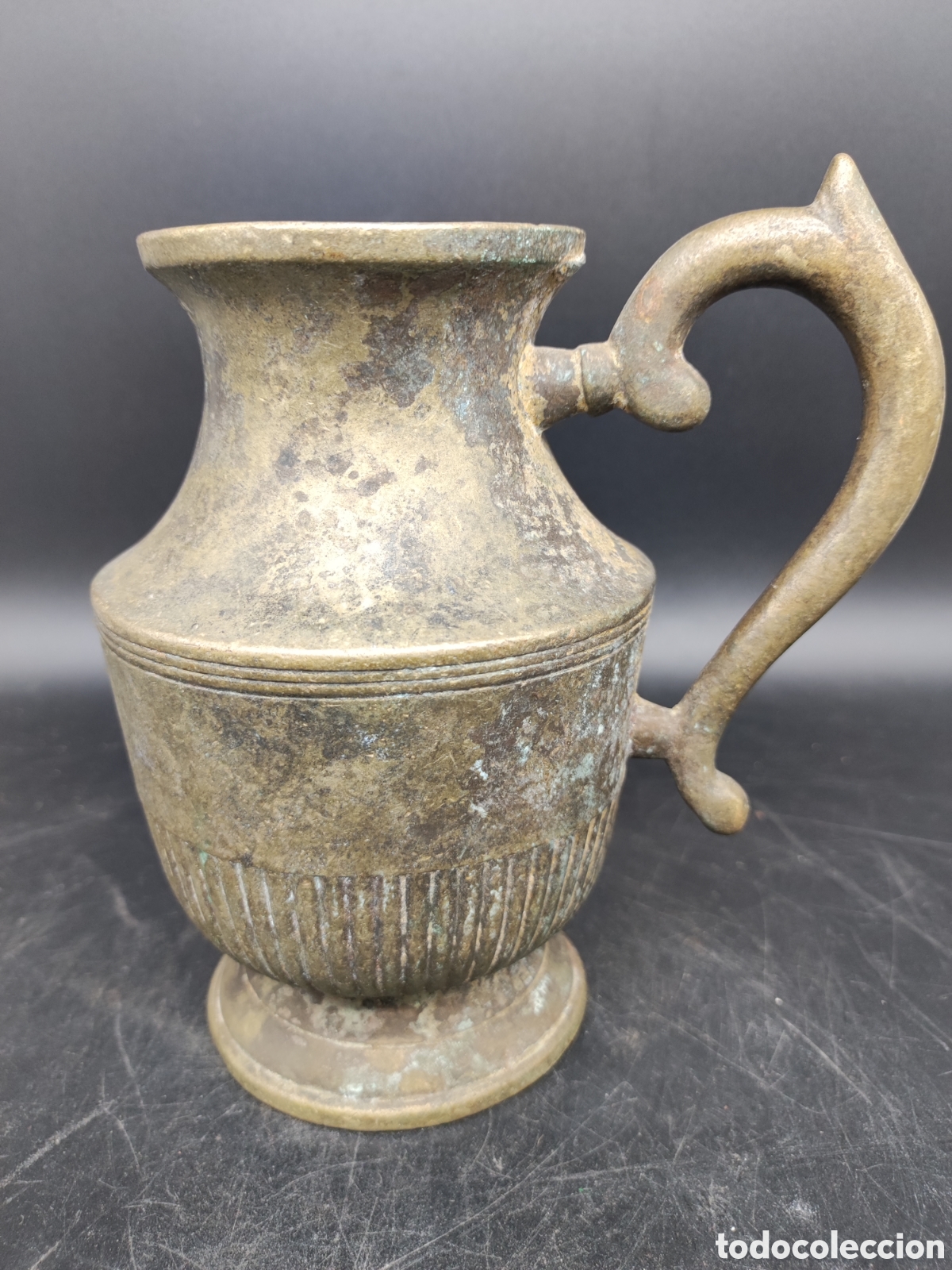 Otros objetos de arte: Jarra bronce - Foto 1