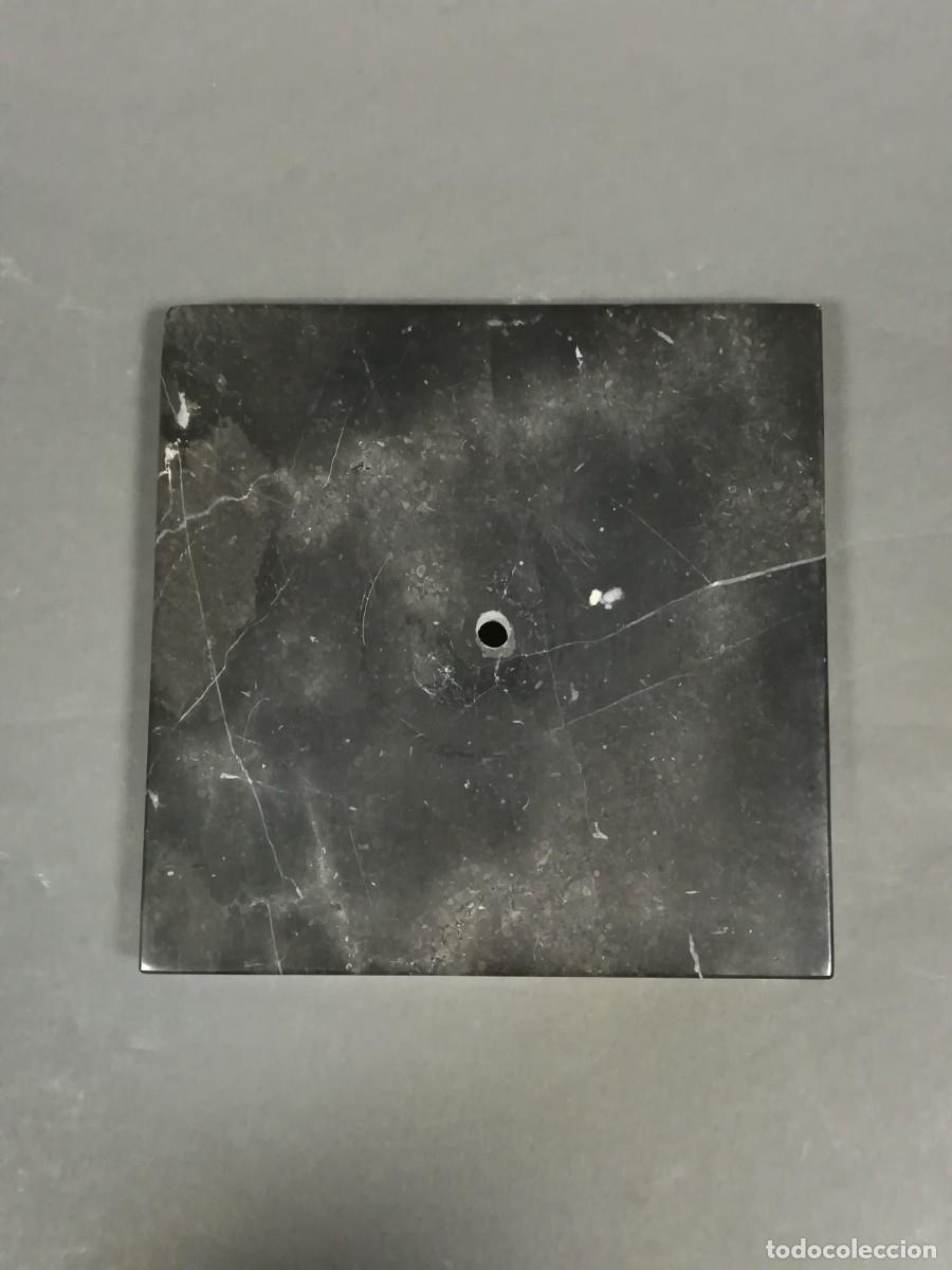 Otros objetos de arte: BASE MARMOL NEGRO MARKINA CUADRADA - Foto 1
