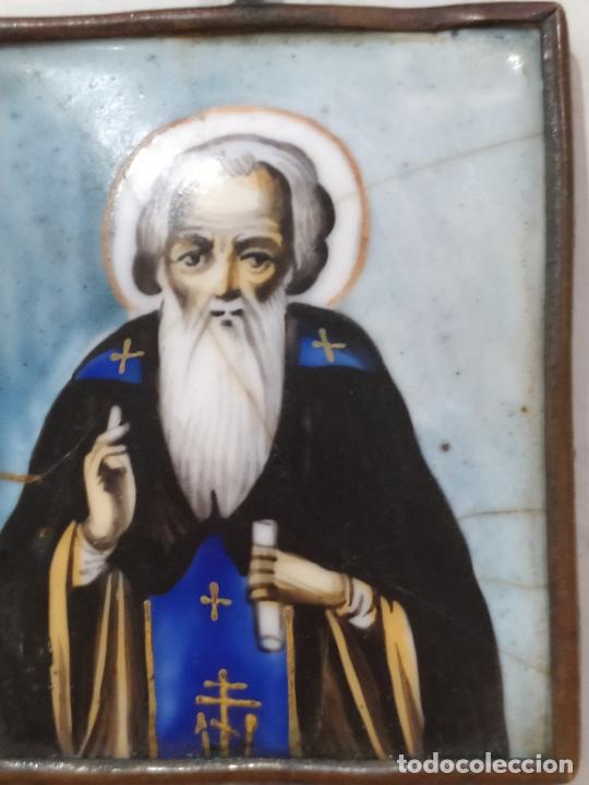 Otros objetos de arte: Placa esmalte sobre cobre Santo barbado S. XIX - Foto 2