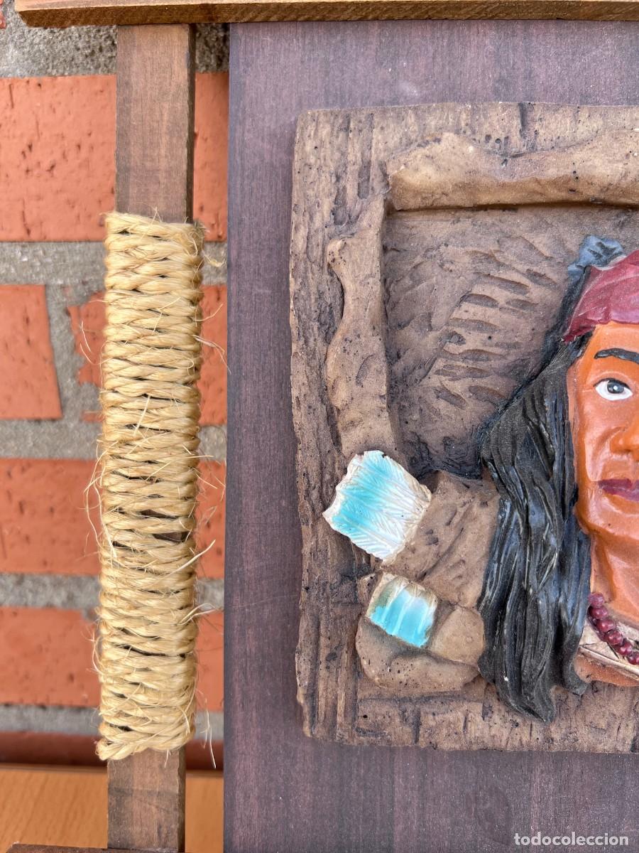 Otros objetos de arte: CUADRO CON ROSTRO INDIO CON FLECHAS - Foto 3