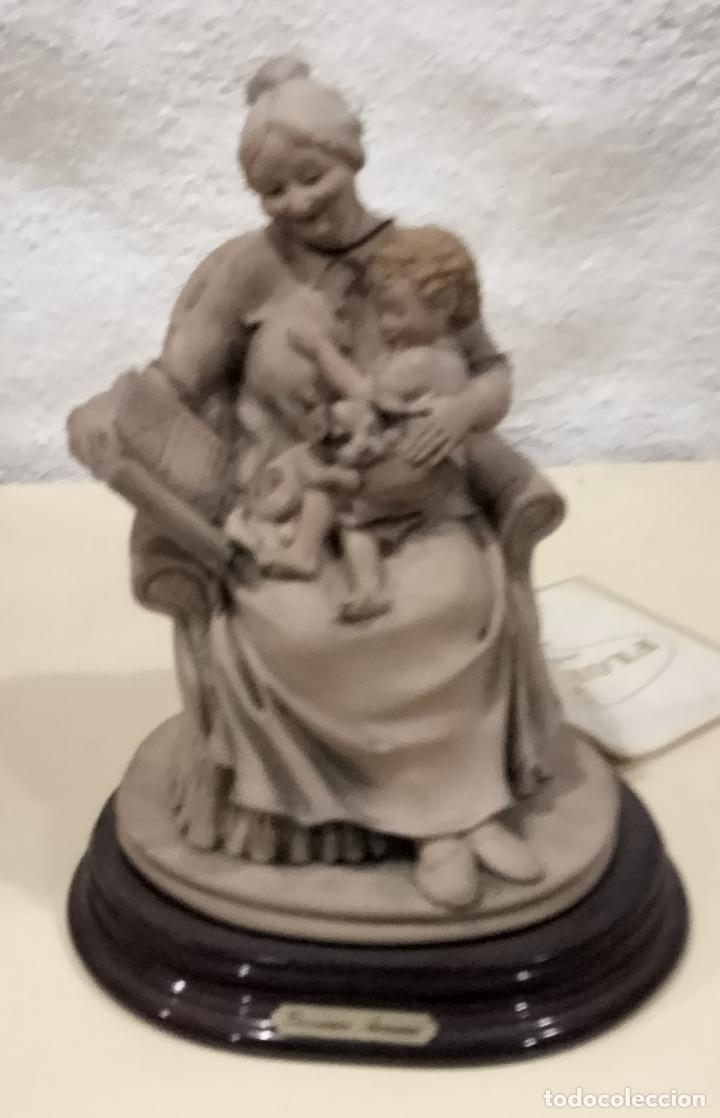 Otros objetos de arte: Abuela con ni&ntilde;o. Florence. Giuseppe Armani - Foto 1