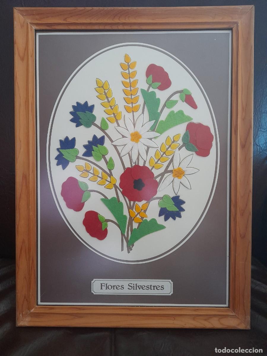 Otros objetos de arte: Cuadro de flores silvestres realizadas en pa&ntilde;o - Foto 1