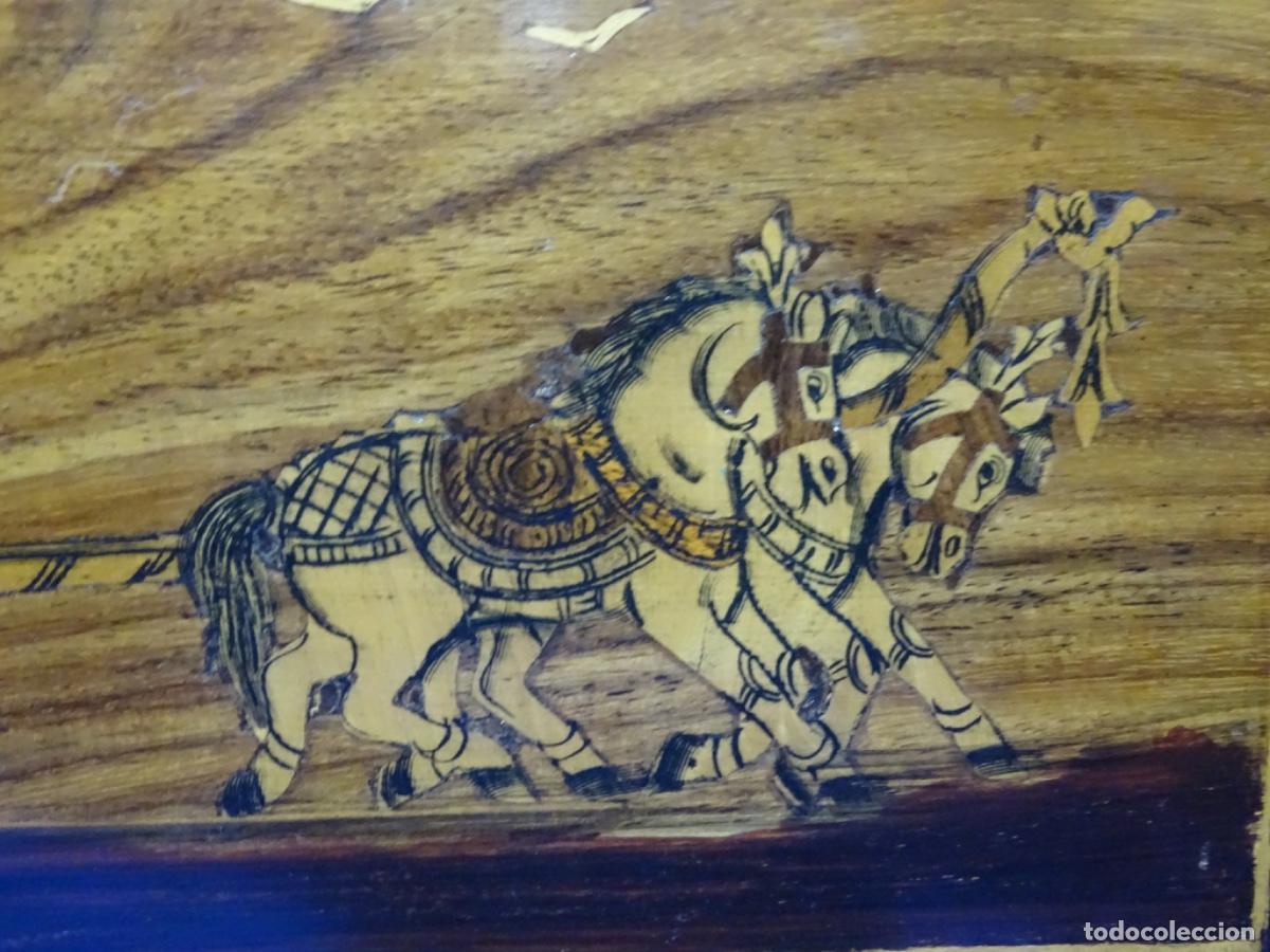 Otros objetos de arte: TABLA DE MADERA NO LE CON MARQUETERIA. ARTE ORIENTAL. - Foto 6