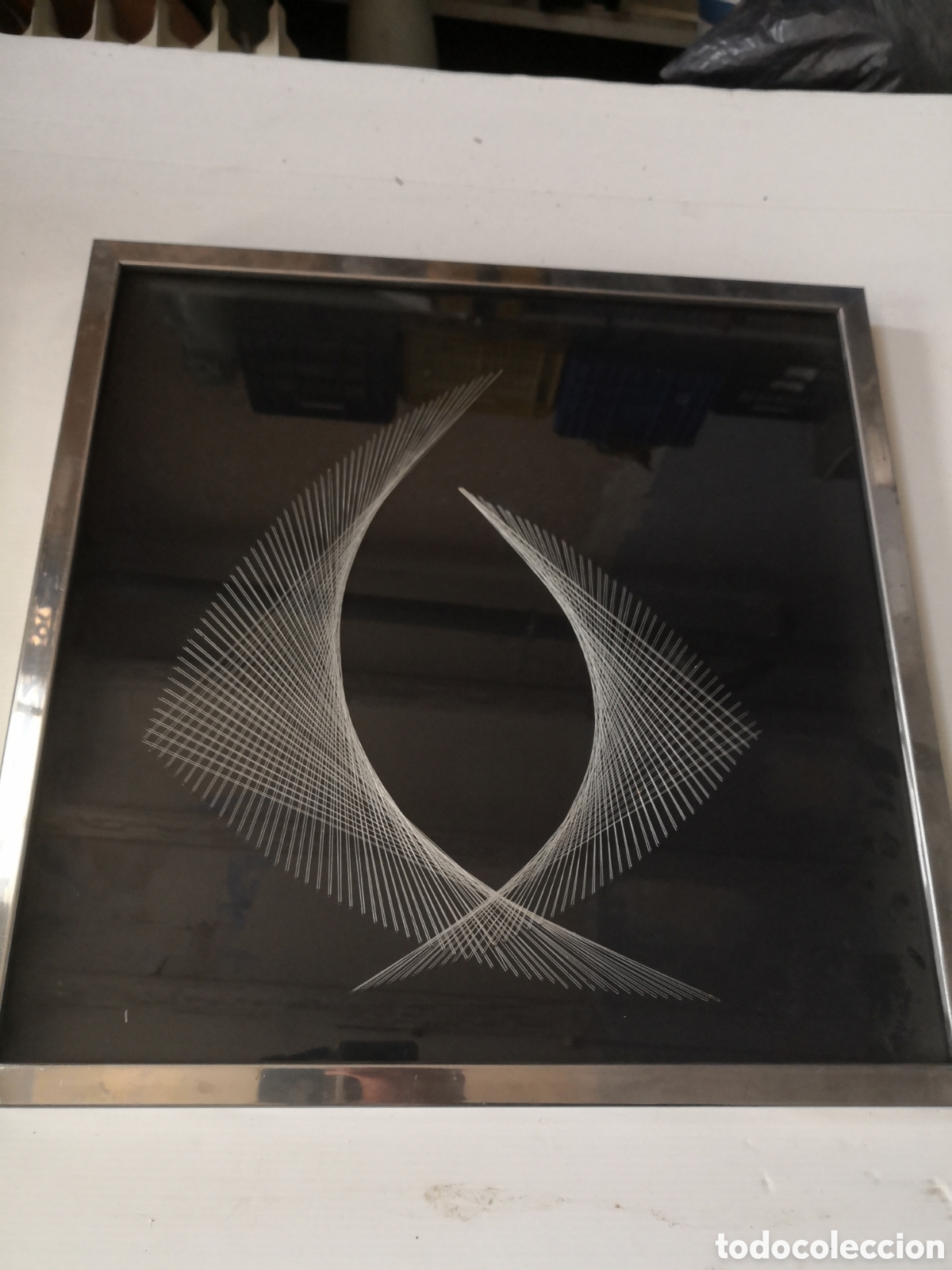 Otros objetos de arte: cuadro con geometria hecha con hilorama - Foto 1