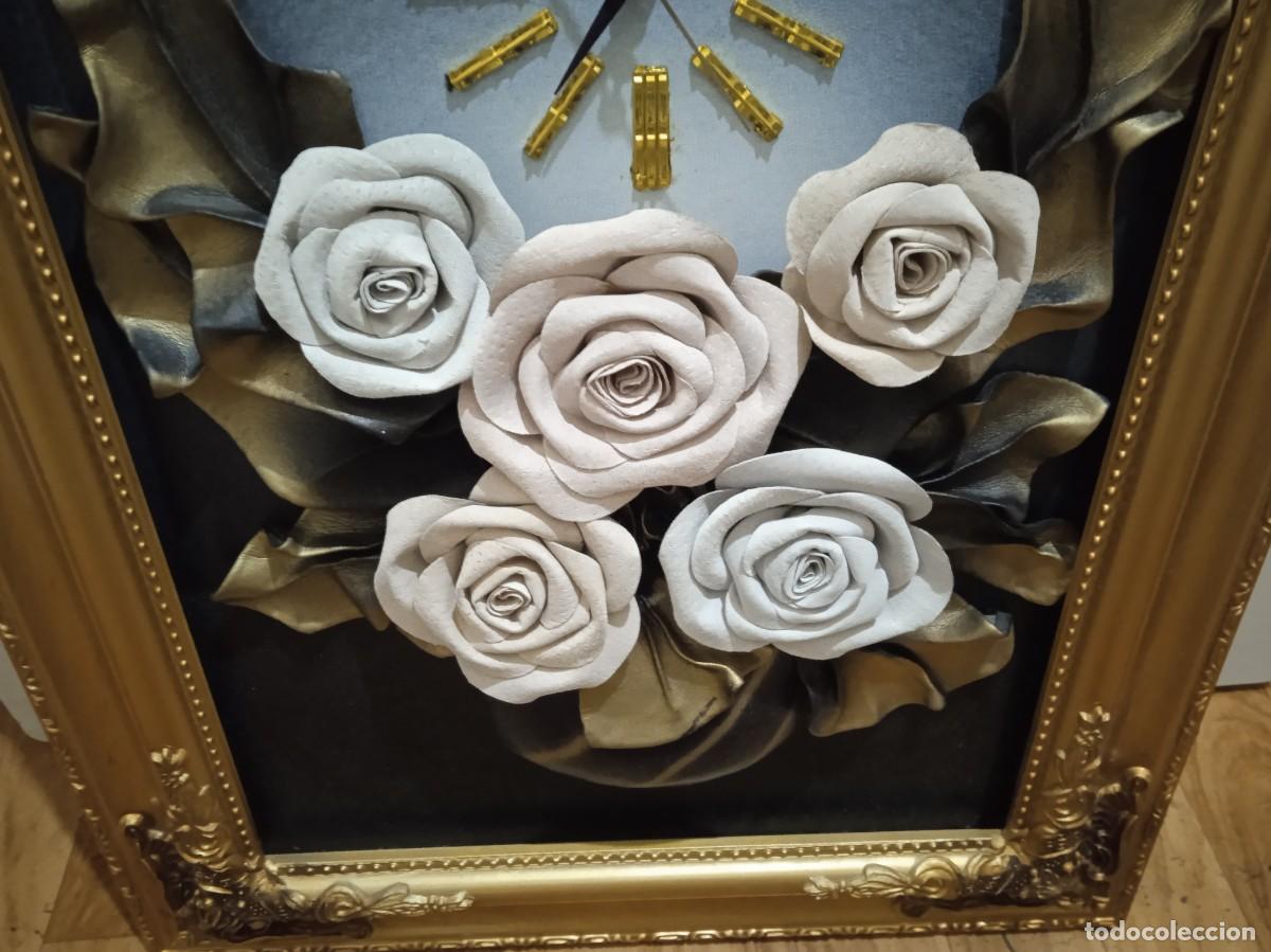 Otros objetos de arte: CUADRO CON ADORNOS Y RELOJ DORADO - Foto 2