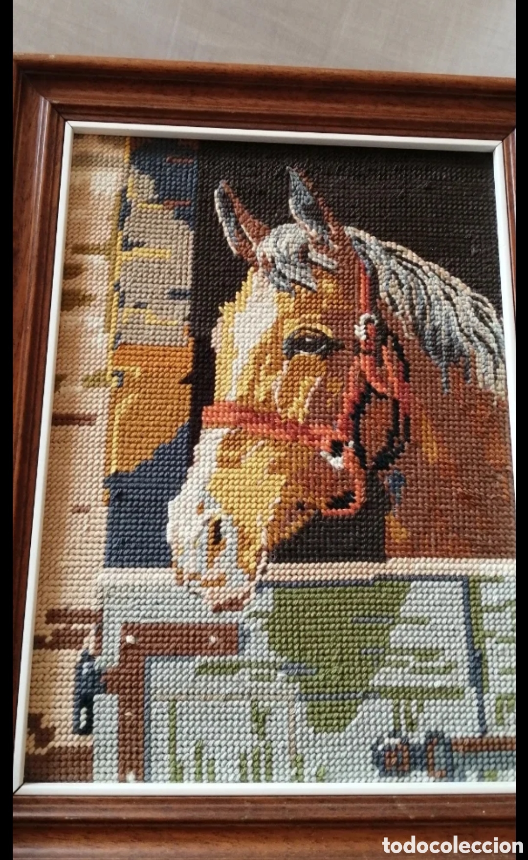Otros objetos de arte: Caballo bordado en hilo a punto de cruz - Foto 1