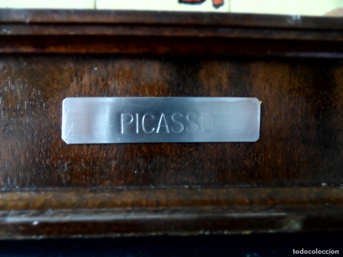 Otros objetos de arte: Cuadro tecnica mosaico. Picasso 15 X 11 CMS - Foto 3