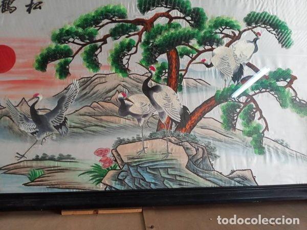 Otros objetos de arte: CUADRO BORDADO SOBRE SEDA - Foto 2