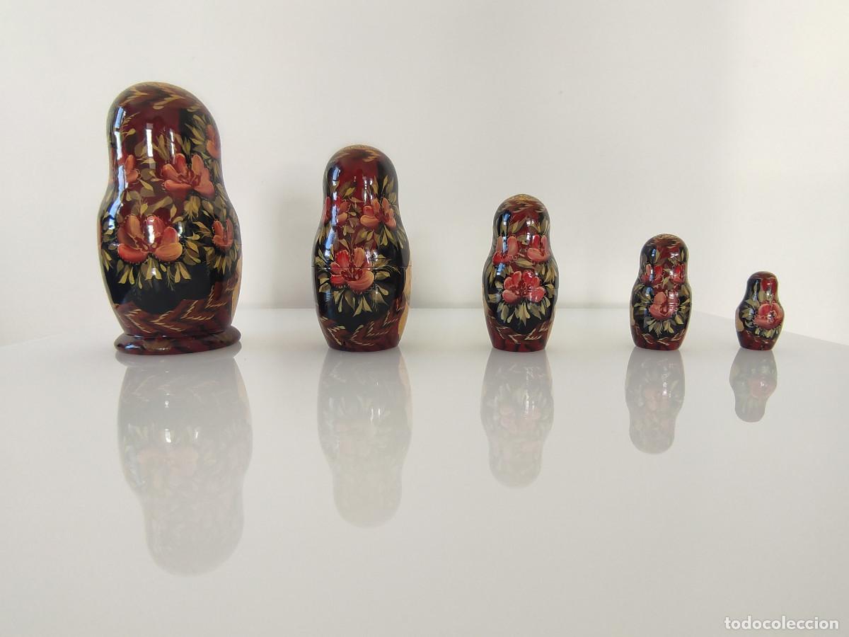 Otros objetos de arte: Conjunto de 5 matriuskas s. XX, selladas - Foto 4