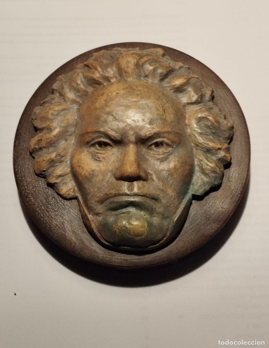 Otros objetos de arte: Dos M&aacute;scaras de Beethoven - Foto 1