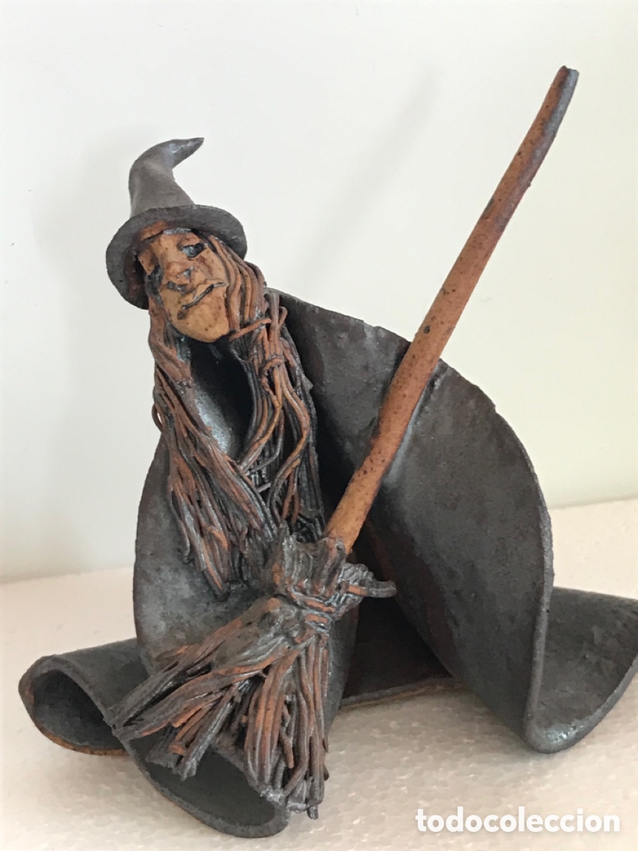 Otros objetos de arte: Bruja cer&aacute;mica - Foto 4