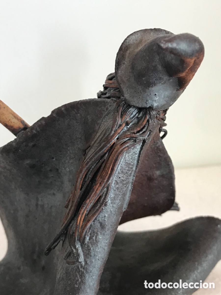Otros objetos de arte: Bruja cer&aacute;mica - Foto 7