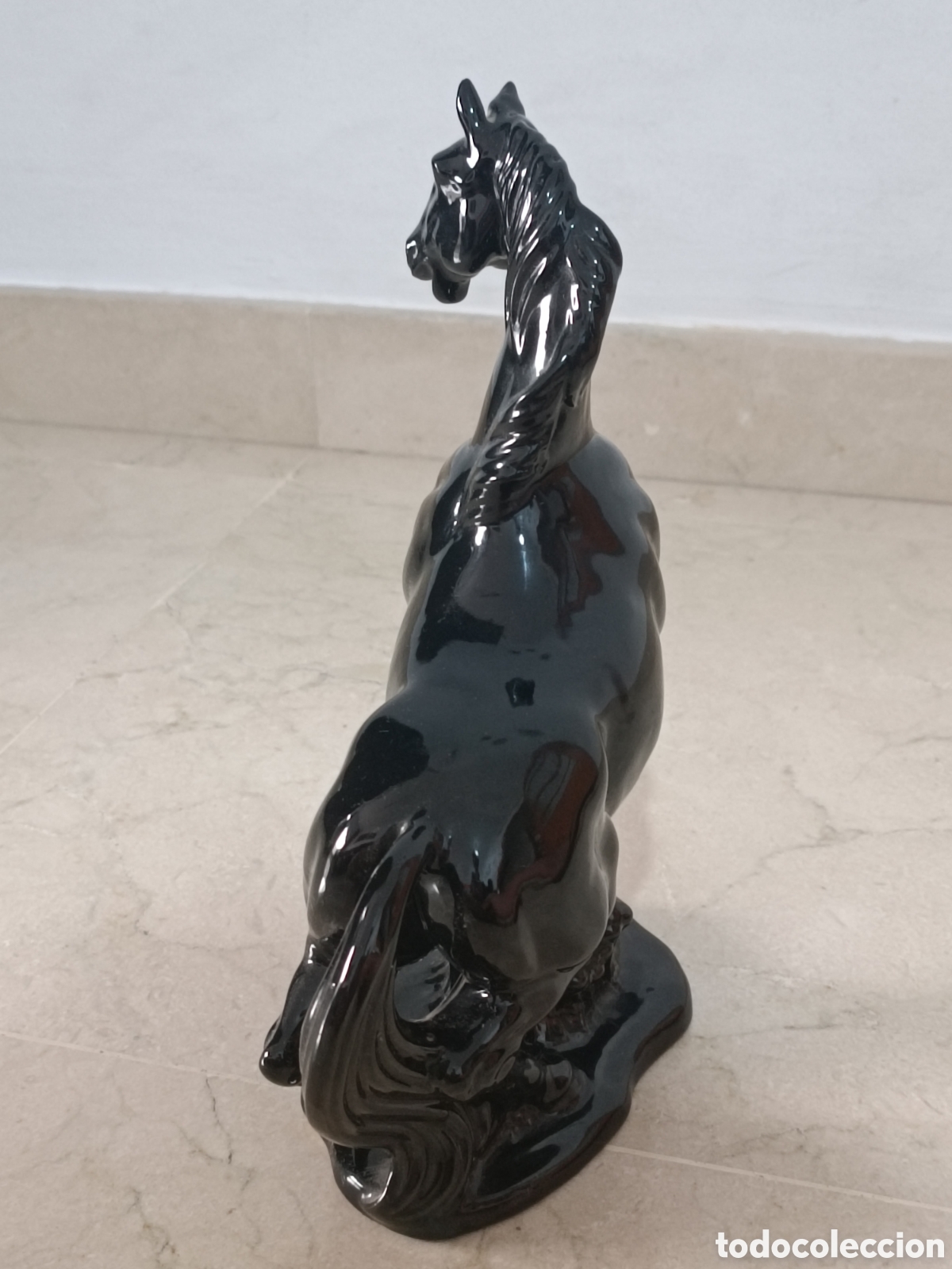 Otros objetos de arte: Caballo negro porcelana - Foto 2