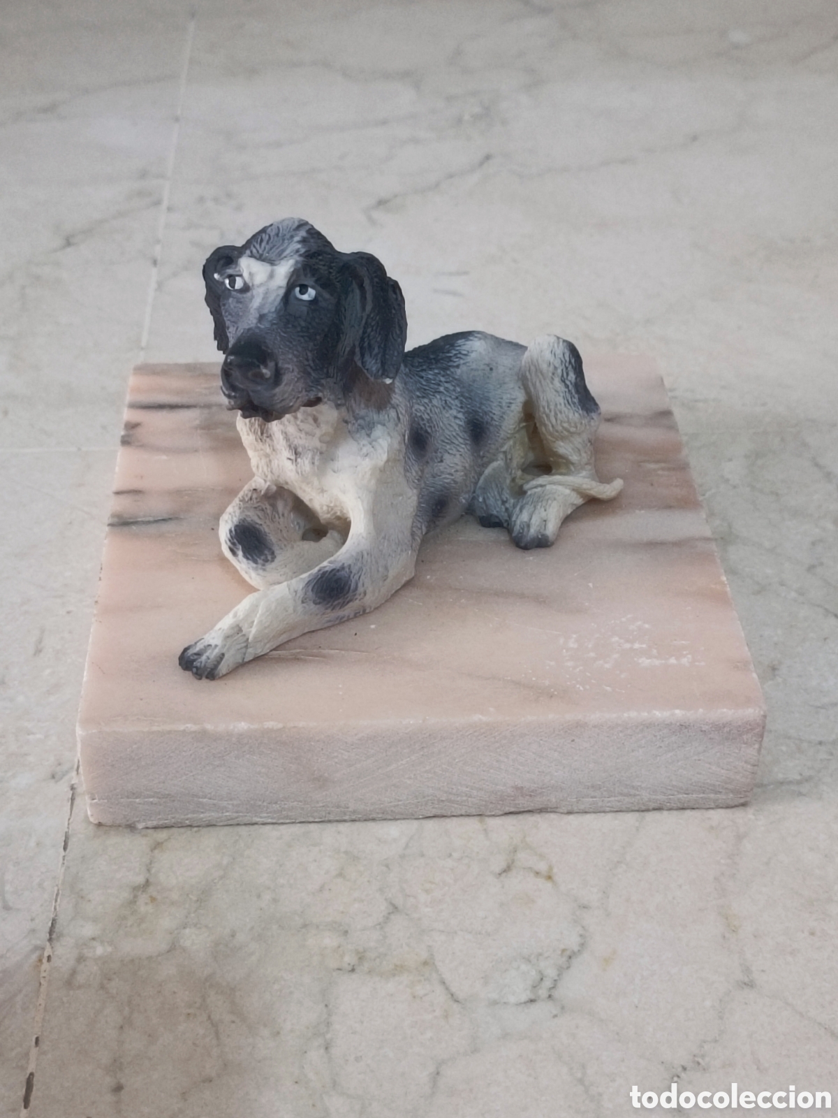 Otros objetos de arte: Perro pedestal marmol - Foto 1